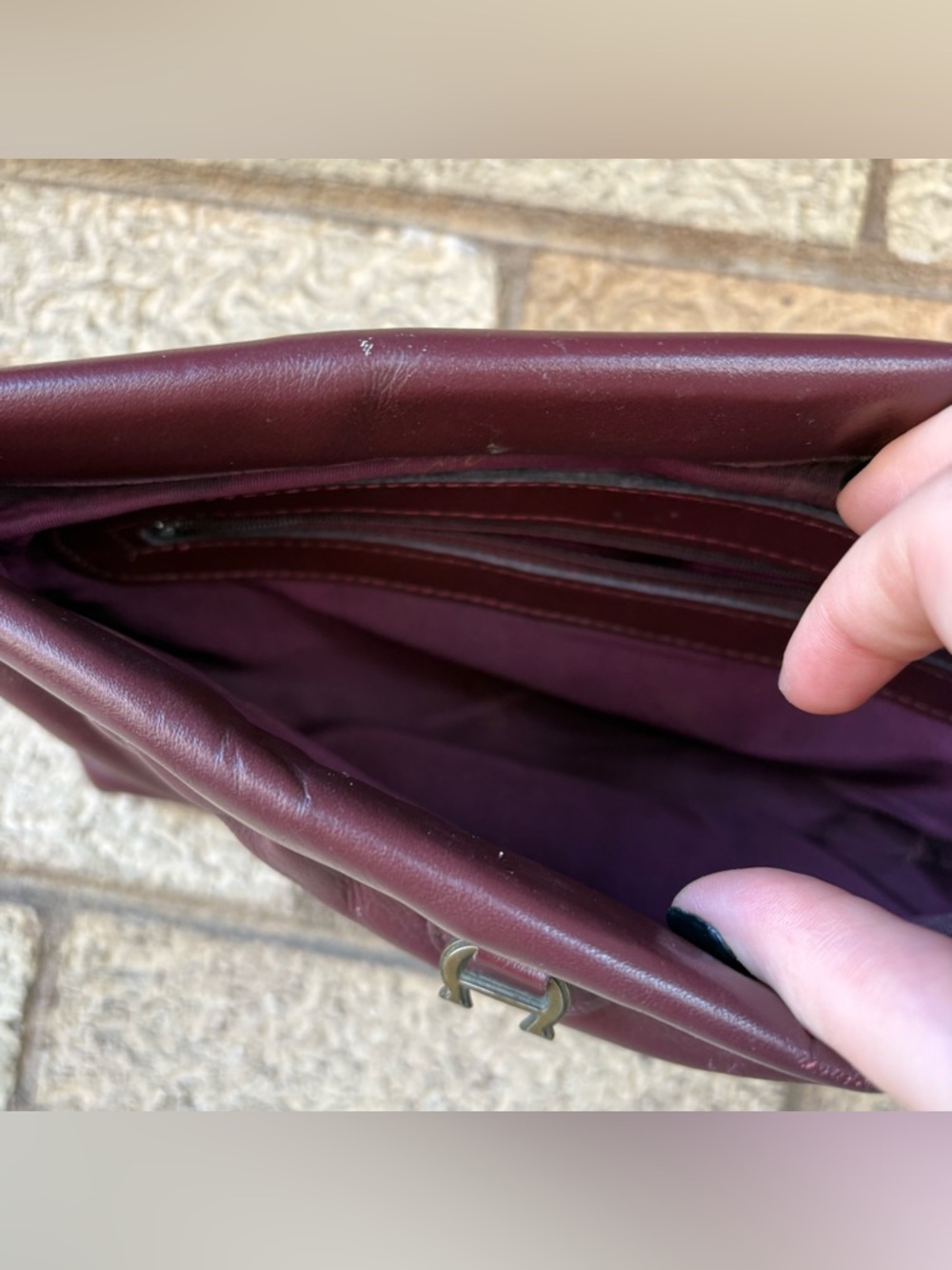 Vintage Etienne Aigner Burgundy Leather Crossbody/Clutch Bag - Picture 6 of 10